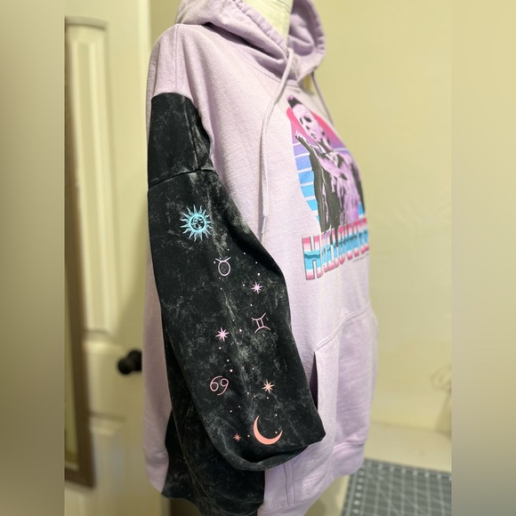 Upcycled Halloween Michael Myers hoodie with zodiac sleeve - Picture 3 of 4